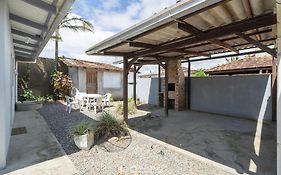 Casa 3Q c/ churrasq. 100m da praia RPR056